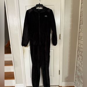 The North Face Black Fleece Jacket/Jumpsuit Womens Small